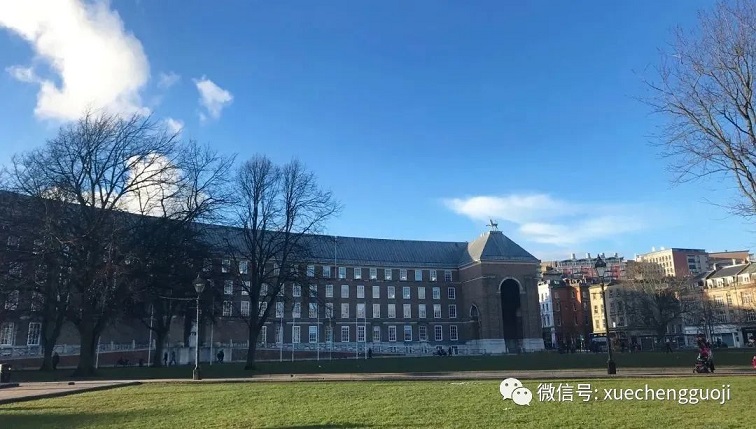 布里斯托大学