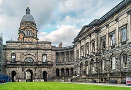 英国大学申请内卷严重,顶级院校开始盘IGCSE成绩啦?