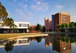 上实剑桥国际部发布2023年春季报名公告！内附往年春招考情回顾～